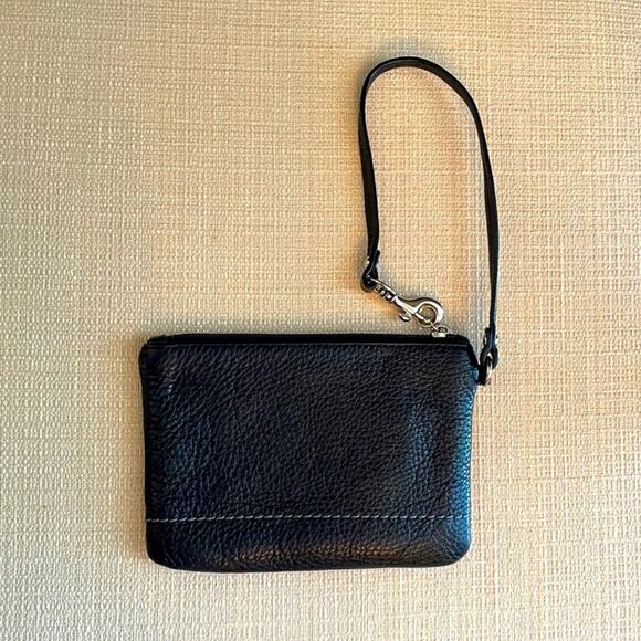 COACH Leather Wristlet. Black 🖤 - Picture 2 of 6